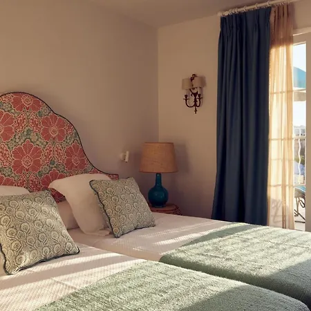 Cristine Bedfor Boutique 5* Mahon (Menorca)