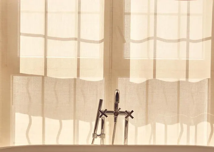 Cristine Bedfor Boutique 5*