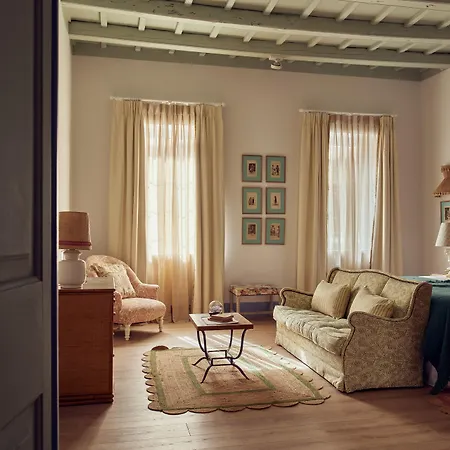 Cristine Bedfor Boutique Hotel 5*