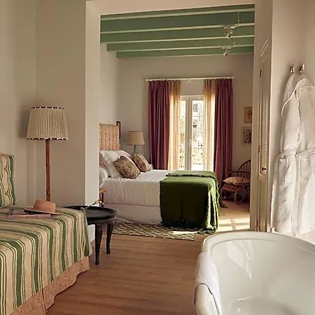 Cristine Bedfor Boutique Hotel