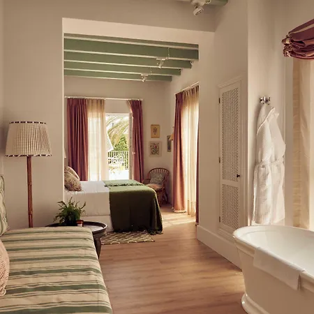 Cristine Bedfor Boutique Hotel Mahón