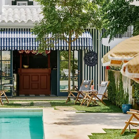 Cristine Bedfor Boutique Μαό